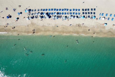 Copropriété à vendre à Hallandale Beach, Floride: 2 chambres, 95.5 m2 № 1939123 - photo 3