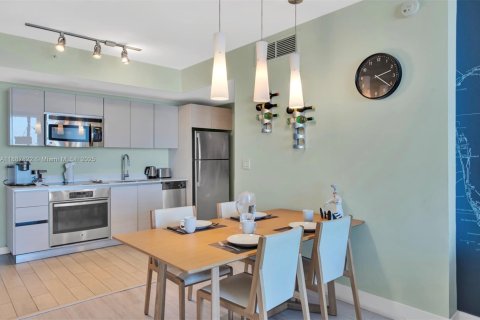 Copropriété à vendre à Hallandale Beach, Floride: 2 chambres, 95.5 m2 № 1939123 - photo 13