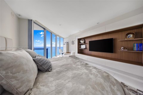 Condo in Sunny Isles Beach, Florida, 3 bedrooms  № 1863022 - photo 15