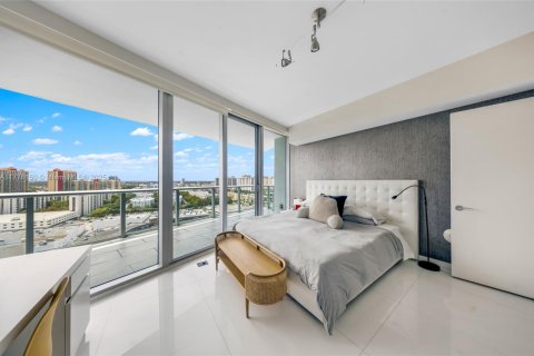 Condo in Sunny Isles Beach, Florida, 3 bedrooms  № 1863022 - photo 26