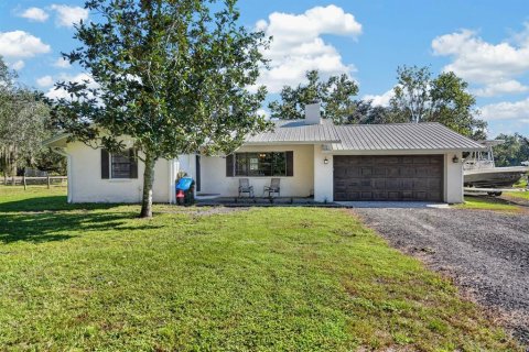 Villa ou maison à East Palatka, Floride 3 chambres, 116.5 m2 № 2418933