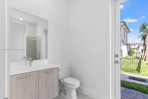 Снять в аренду виллу или дом в Дейви, Флорида 5 спален, 361.2м2, № 1948884 - фото 15