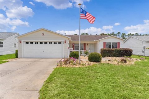 Casa en The Villages, Florida 3 dormitorios, 141.86 m2 № 2140979