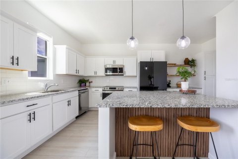 Купить виллу или дом в Гроувленд, Флорида 7 комнат, 155.7м2, № 1631050 - фото 18