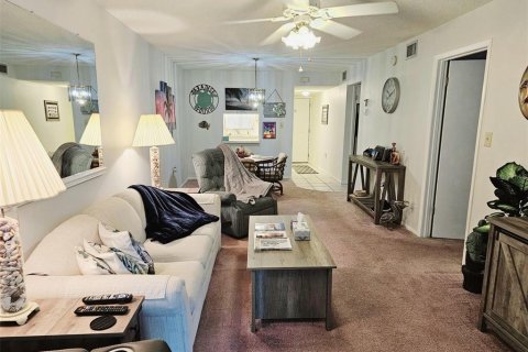 Condo in Bradenton, Florida, 2 bedrooms  № 1543417 - photo 7
