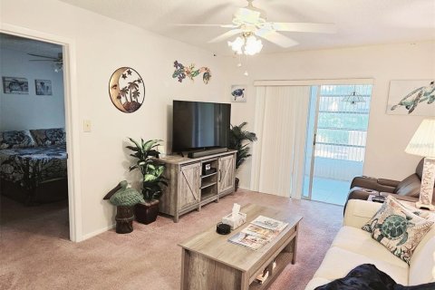 Condo in Bradenton, Florida, 2 bedrooms  № 1543417 - photo 10