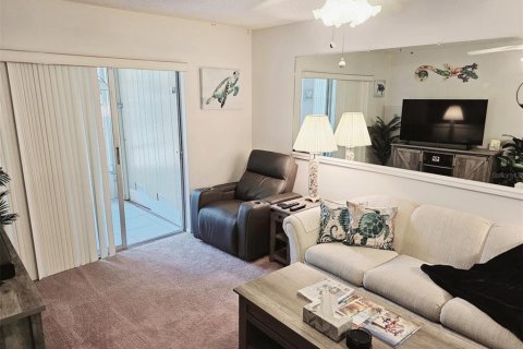 Condo in Bradenton, Florida, 2 bedrooms  № 1543417 - photo 9