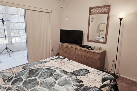 Condo in Bradenton, Florida, 2 bedrooms  № 1543417 - photo 12