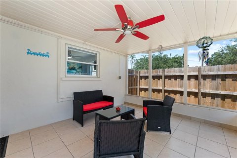 Casa en venta en Sarasota, Florida, 2 dormitorios, 127.37 m2 № 1740583 - foto 21