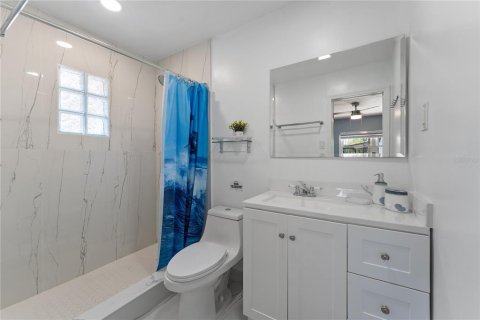 Casa en venta en Sarasota, Florida, 2 dormitorios, 127.37 m2 № 1740583 - foto 19