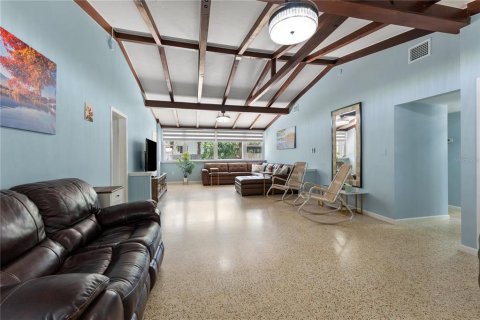 Casa en venta en Sarasota, Florida, 2 dormitorios, 127.37 m2 № 1740583 - foto 3