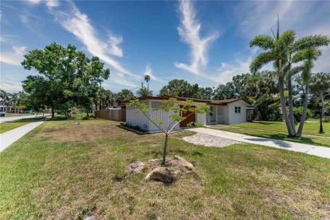 Casa en venta en Sarasota, Florida, 2 dormitorios, 127.37 m2 № 1740583 - foto 29