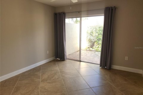 Casa en alquiler en Sarasota, Florida, 2 dormitorios, 139.17 m2 № 1853233 - foto 24