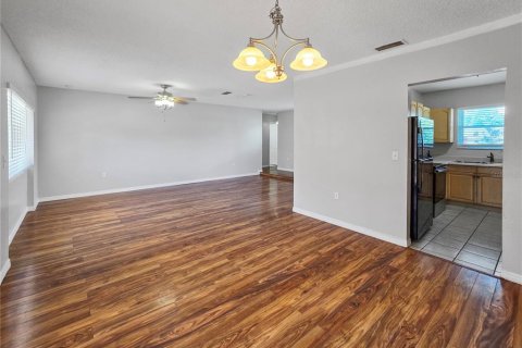 Casa en alquiler en Ocala, Florida, 3 dormitorios, 104.14 m2 № 1880823 - foto 4