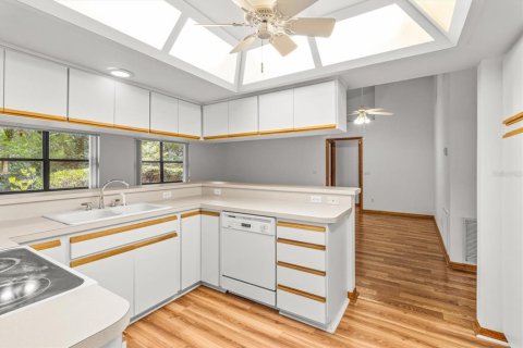 House in Beverly Hills, Florida 3 bedrooms, 208.94 sq.m. № 1354087 - photo 11