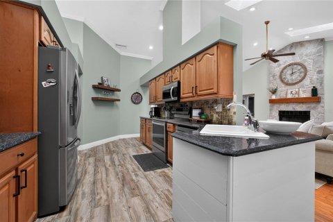 House in Ormond Beach, Florida 3 bedrooms, 192.12 sq.m. № 2290993 - photo 23