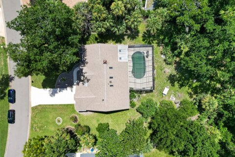 House in Ormond Beach, Florida 3 bedrooms, 192.12 sq.m. № 2290993 - photo 13