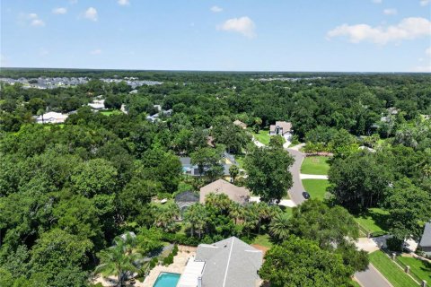House in Ormond Beach, Florida 3 bedrooms, 192.12 sq.m. № 2290993 - photo 11