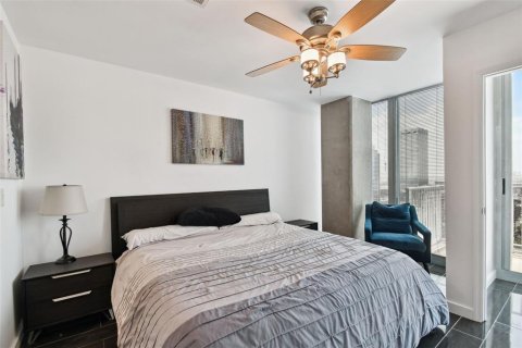 Condominio en venta en Tampa, Florida, 1 dormitorio, 78.6 m2 № 1798541 - foto 24