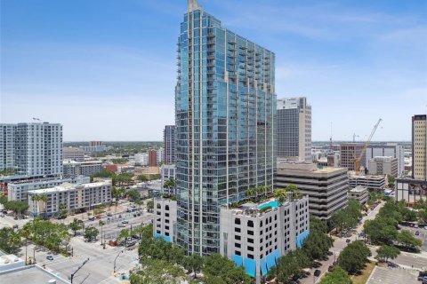 Condominio en venta en Tampa, Florida, 1 dormitorio, 78.6 m2 № 1798541 - foto 1