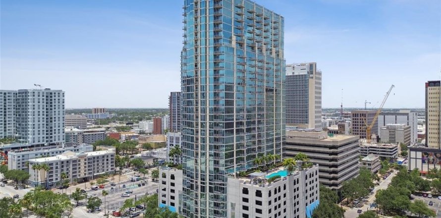 Condominio en Tampa, Florida, 1 dormitorio  № 1798541