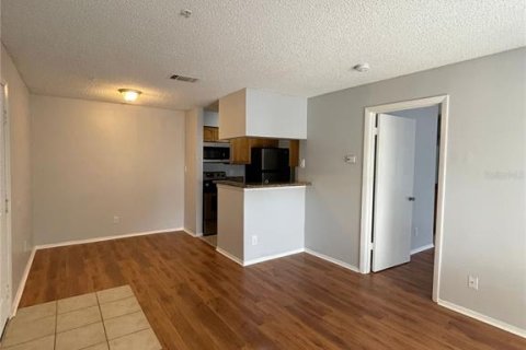 Condo in Altamonte Springs, Florida, 1 bedroom  № 1736971 - photo 7