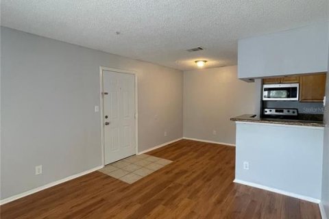 Condo in Altamonte Springs, Florida, 1 bedroom  № 1736971 - photo 4
