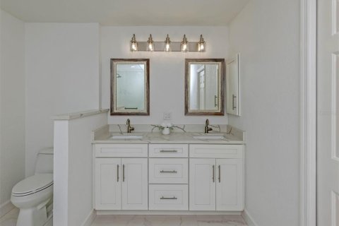 Casa en venta en Venice, Florida, 3 dormitorios, 225.66 m2 № 2234255 - foto 17