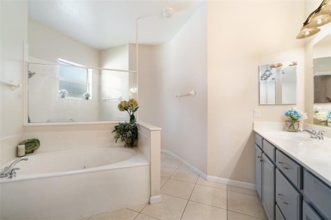 Casa en venta en Windermere, Florida, 5 dormitorios, 338.16 m2 № 1899759 - foto 29