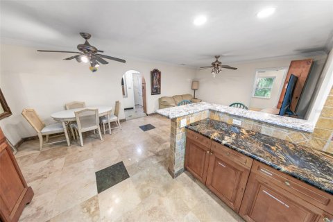 House in Daytona Beach, Florida 3 bedrooms, 116.5 sq.m. № 2098622 - photo 8