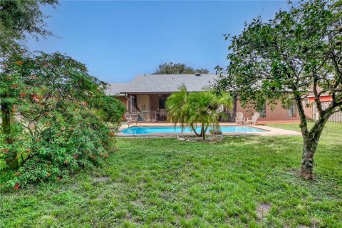 House in Palm Bay, Florida 3 bedrooms, 126.81 sq.m. № 1910894 - photo 7