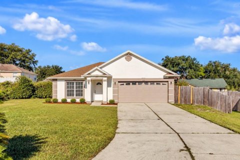 House in Orlando, Florida 3 bedrooms, 128.86 sq.m. № 2396915