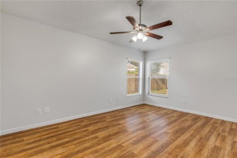 House in Orlando, Florida 3 bedrooms, 128.86 sq.m. № 2396915 - photo 23