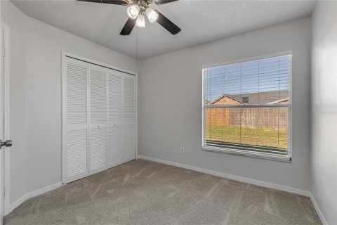 House in Orlando, Florida 3 bedrooms, 128.86 sq.m. № 2396915 - photo 19