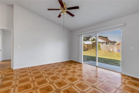 House in Orlando, Florida 3 bedrooms, 128.86 sq.m. № 2396915 - photo 17