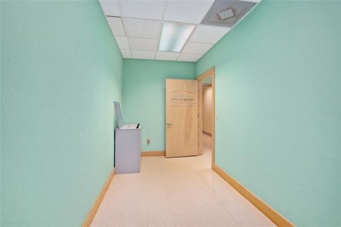 Снять в аренду коммерческую недвижимость в Окала, Флорида 191.29м2, № 2226732 - фото 25