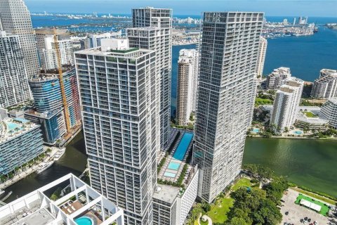 Condominio en venta en Miami, Florida, 1 dormitorio, 75.81 m2 № 2245344 - foto 6