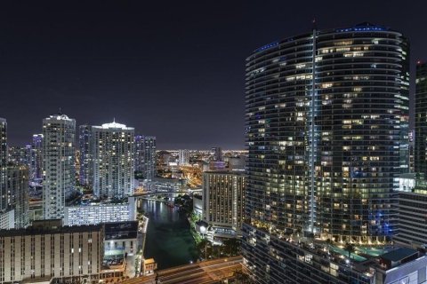 Condominio en venta en Miami, Florida, 1 dormitorio, 75.81 m2 № 2245344 - foto 5