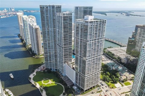 Condominio en venta en Miami, Florida, 1 dormitorio, 75.81 m2 № 2245344 - foto 16