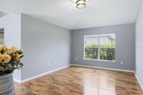 Villa ou maison à vendre à North Port, Floride: 3 chambres, 142.6 m2 № 2400035 - photo 15