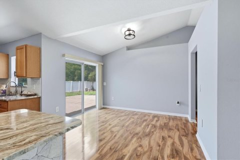 Villa ou maison à vendre à North Port, Floride: 3 chambres, 142.6 m2 № 2400035 - photo 9