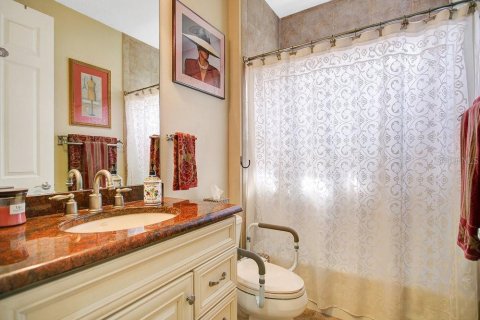 House in Winter Park, Florida 4 bedrooms, 263.66 sq.m. № 1562990 - photo 7