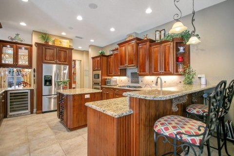 House in Winter Park, Florida 4 bedrooms, 263.66 sq.m. № 1562990 - photo 23