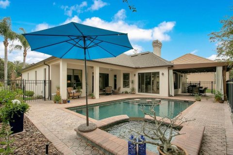 House in Winter Park, Florida 4 bedrooms, 263.66 sq.m. № 1562990 - photo 30