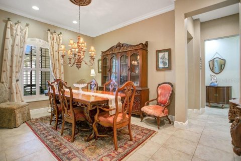 House in Winter Park, Florida 4 bedrooms, 263.66 sq.m. № 1562990 - photo 17