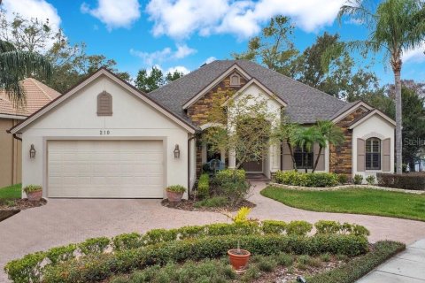 House in Winter Park, Florida 4 bedrooms, 263.66 sq.m. № 1562990 - photo 2