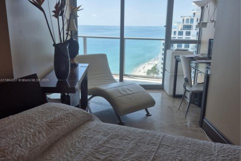 Copropriété à vendre à Hollywood, Floride: 3 chambres, 244.05 m2 № 1980403 - photo 27