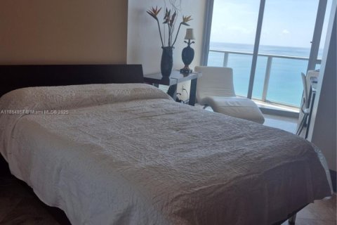 Copropriété à vendre à Hollywood, Floride: 3 chambres, 244.05 m2 № 1980403 - photo 24