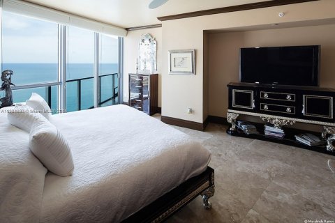 Copropriété à vendre à Hollywood, Floride: 3 chambres, 244.05 m2 № 1980403 - photo 18