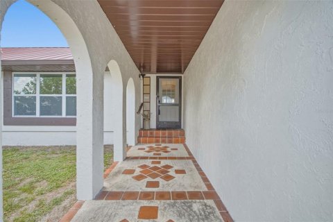 Villa ou maison à vendre à Port Charlotte, Floride: 3 chambres, 160.91 m2 № 2150360 - photo 2